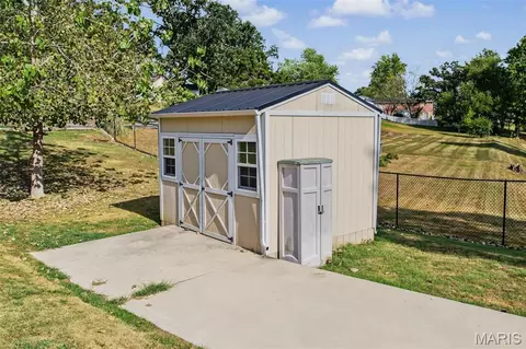 Exterior - 712 Lee Ave, Festus, MO 63028 photo 5 of 7
