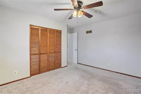Bedroom - 712 Lee Ave, Festus, MO 63028 photo 2 of 4