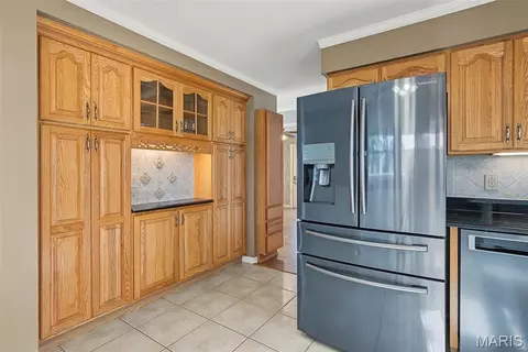 Kitchen - 712 Lee Ave, Festus, MO 63028 photo 1 of 2