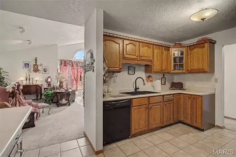 Kitchen - 20756 State Highway C, Belgrade, MO 63622 photo 2 of 6