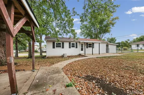 Exterior - 1002 Terrace Dr, Festus, MO 63028 photo 11 of 15