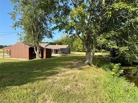Exterior - 5823 Mcdaneld Rd, Kell, IL 62853 photo 20 of 21