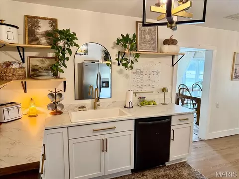 Kitchen - 5823 Mcdaneld Rd, Kell, IL 62853 photo 4 of 5