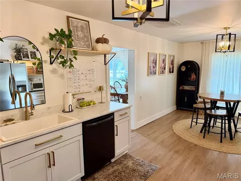Kitchen - 5823 Mcdaneld Rd, Kell, IL 62853 photo 3 of 5