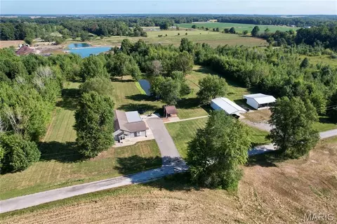 View/Area - 5823 Mcdaneld Rd, Kell, IL 62853 photo 7 of 10