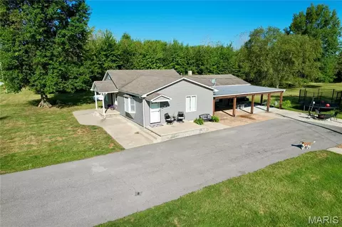 Other - 5823 Mcdaneld Rd, Kell, IL 62853 photo 6 of 27