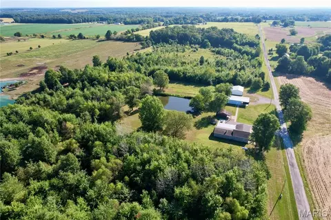 View/Area - 5823 Mcdaneld Rd, Kell, IL 62853 photo 4 of 10