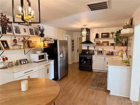 Kitchen - 5823 Mcdaneld Rd, Kell, IL 62853 photo 1 of 5