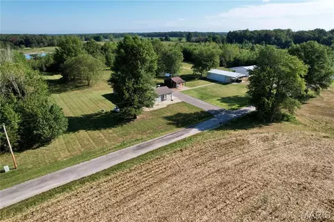 Other - 5823 Mcdaneld Rd, Kell, IL 62853 photo 13 of 27