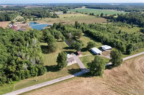 View/Area - 5823 Mcdaneld Rd, Kell, IL 62853 photo 2 of 10