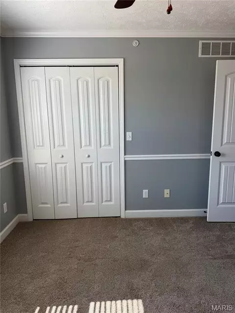 Bedroom - 20941 Hideaway Ln, Saint Robert, MO 65584 photo 7 of 9