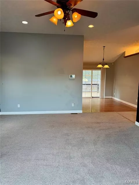 Living - 20941 Hideaway Ln, Saint Robert, MO 65584 photo 1 of 2