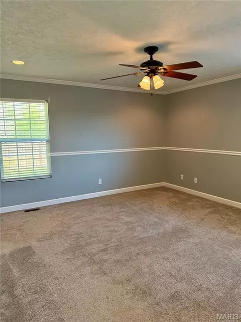 Bedroom - 20941 Hideaway Ln, Saint Robert, MO 65584 photo 2 of 9
