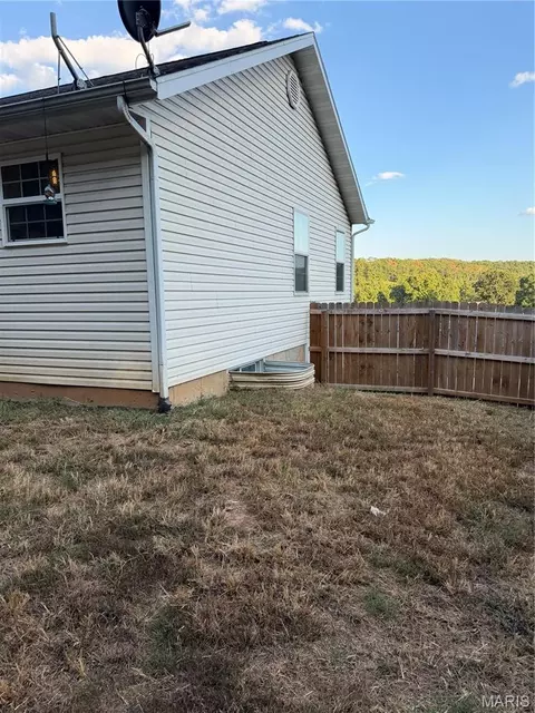 Exterior - 20941 Hideaway Ln, Saint Robert, MO 65584 photo 5 of 6