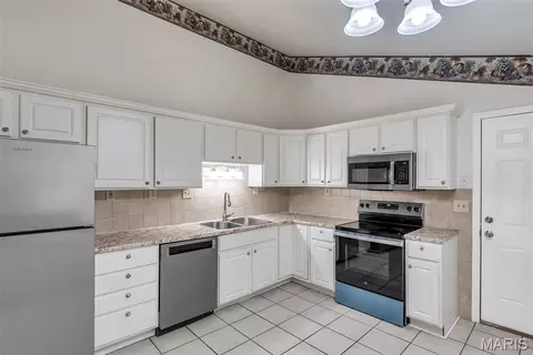 Kitchen - 409 E 11th St E, Washington, MO 63090 photo 2 of 4