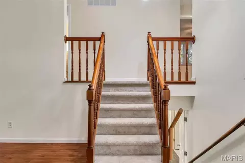 Entry Way - 409 E 11th St E, Washington, MO 63090 photo 1 of 2