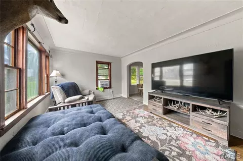 Living - 317 Eldon St, Saint James, MO 65559 photo 1 of 1