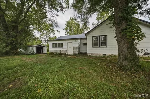 Exterior - 317 Eldon St, Saint James, MO 65559 photo 2 of 4