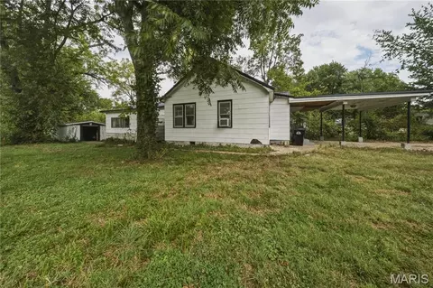 Exterior - 317 Eldon St, Saint James, MO 65559 photo 1 of 4