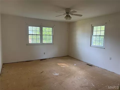 Bedroom - 507 Crestview St, Cuba, MO 65453 photo 1 of 4