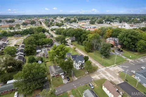 View/Area - 203 S Bellevue St, Jackson, MO 63755 photo 2 of 4
