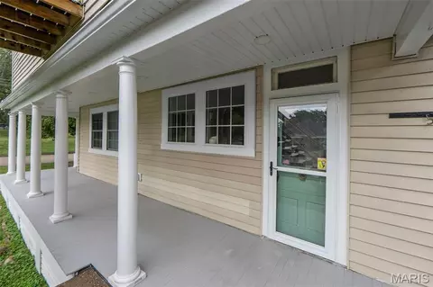 Exterior - 203 S Bellevue St, Jackson, MO 63755 photo 6 of 18