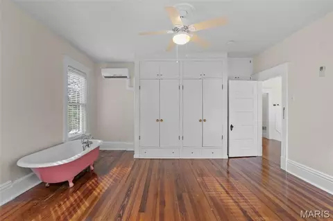 Bedroom - 203 S Bellevue St, Jackson, MO 63755 photo 2 of 4