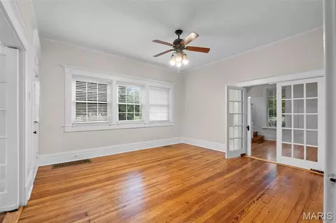 Living - 203 S Bellevue St, Jackson, MO 63755 photo 6 of 7