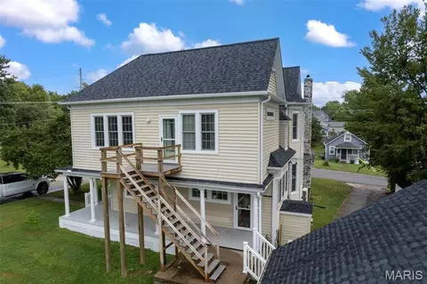 Exterior - 203 S Bellevue St, Jackson, MO 63755 photo 15 of 18