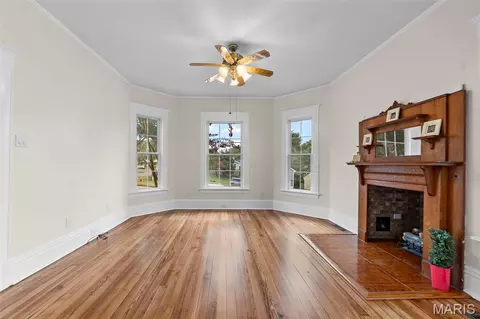 Living - 203 S Bellevue St, Jackson, MO 63755 photo 1 of 7