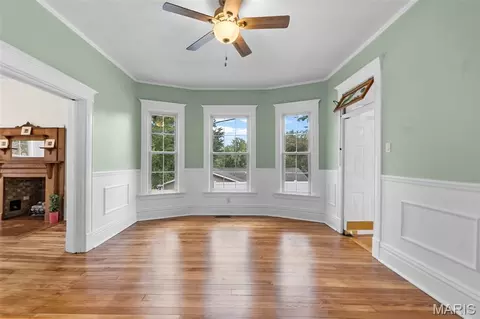 Living - 203 S Bellevue St, Jackson, MO 63755 photo 5 of 7