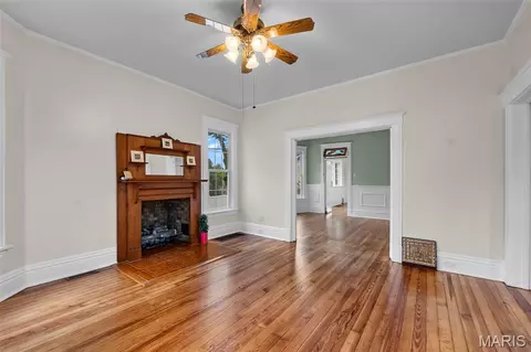 Living - 203 S Bellevue St, Jackson, MO 63755 photo 2 of 7
