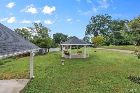 Exterior - 203 S Bellevue St, Jackson, MO 63755 photo 11 of 18