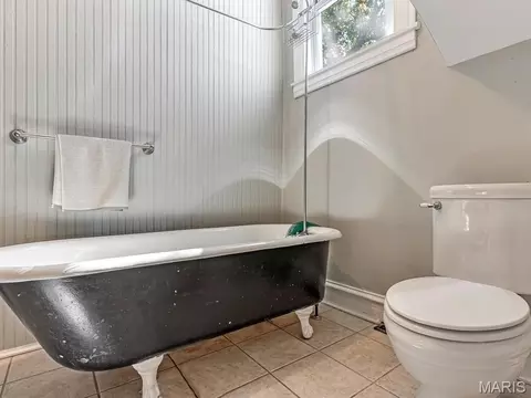 Bath - 210 W 4th St, Waterloo, IL 62298 photo 3 of 4