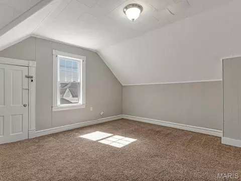 Bedroom - 210 W 4th St, Waterloo, IL 62298 photo 3 of 5