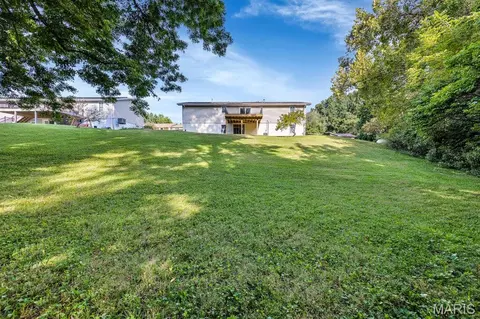 Exterior - 453 Michelle Dr, Washington, MO 63090 photo 6 of 9