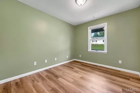 Bedroom - 453 Michelle Dr, Washington, MO 63090 photo 1 of 3