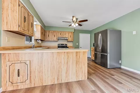 Kitchen - 453 Michelle Dr, Washington, MO 63090 photo 1 of 5