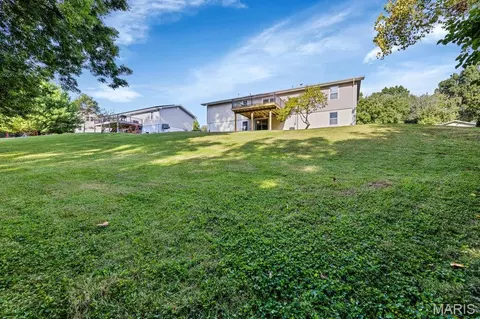Exterior - 453 Michelle Dr, Washington, MO 63090 photo 7 of 9