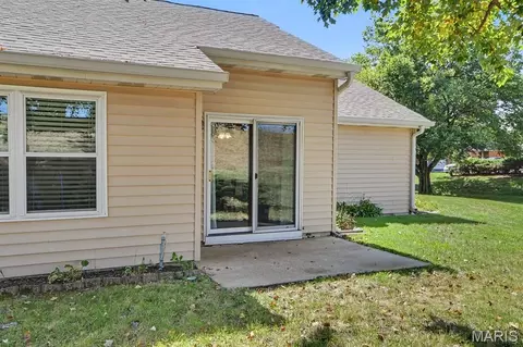 Exterior - 1017 Pocono Trl, Ballwin, MO 63021 photo 1 of 4