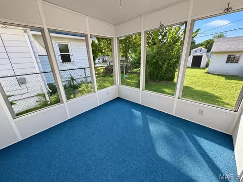 Exterior - 2108 Main St, Alton, IL 62002 photo 4 of 4