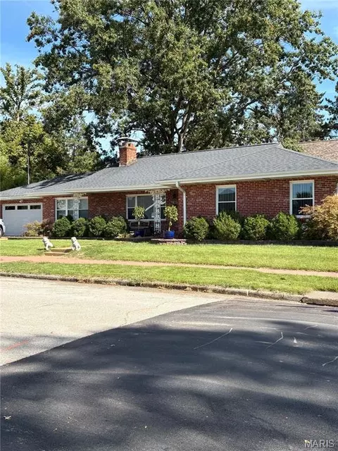 5120 Mccausland Ave, Saint Louis, MO 63109