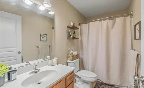Bath - 2707 Cooper St, Rolla, MO 65401 photo 2 of 2