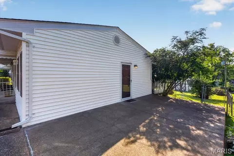 Exterior - 208 Hill Dr, Gray Summit, MO 63039 photo 3 of 13