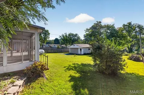 Exterior - 208 Hill Dr, Gray Summit, MO 63039 photo 7 of 13
