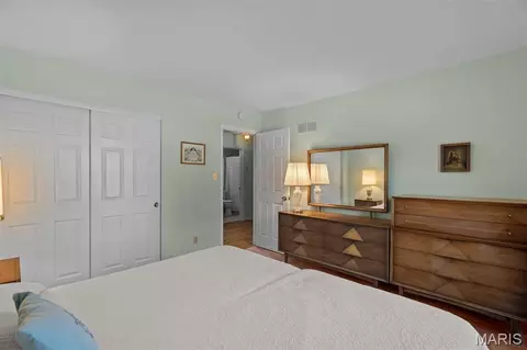 Bedroom - 16500 Thunderhead Canyon Ct, Ballwin, MO 63011 photo 4 of 5