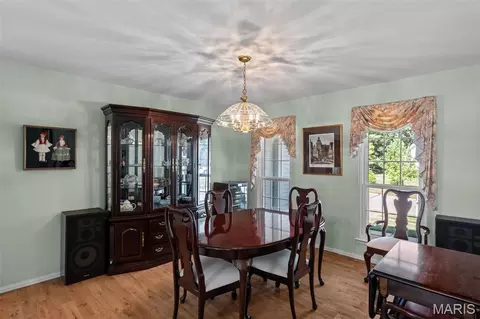 Dining - 16500 Thunderhead Canyon Ct, Ballwin, MO 63011 photo 3 of 3