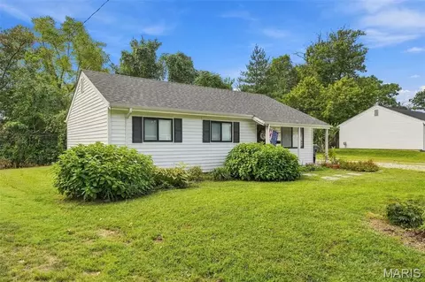 Other - 512 Eggering Dr, O'fallon, MO 63366 photo 3 of 10