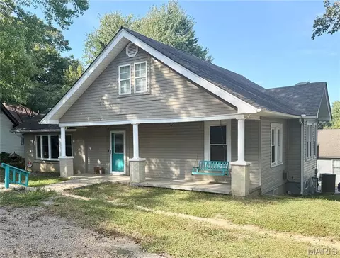 311 W Richardson Ave, Puxico, MO 63960