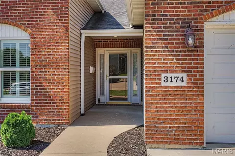3174 Park Place Dr, Cape Girardeau, MO 63703